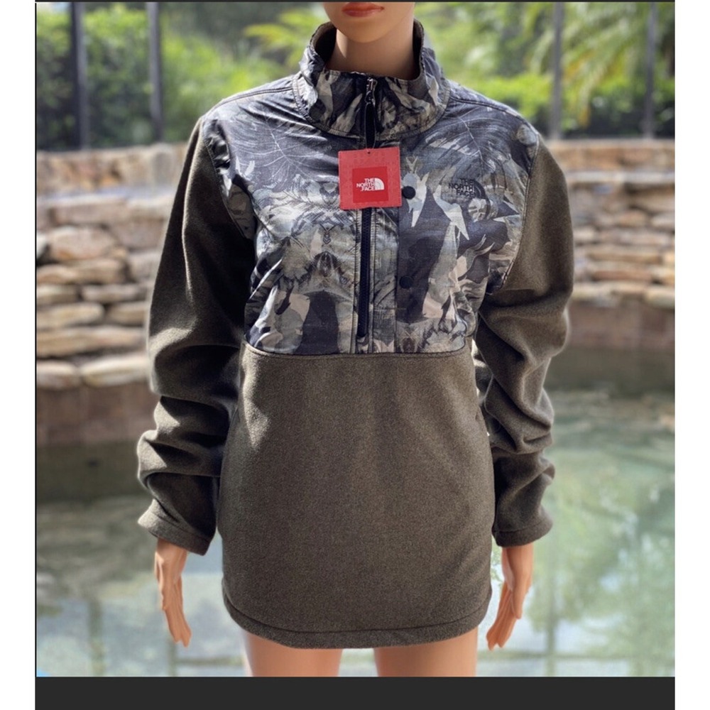 The North Face Women's Green Camo 1/2 Zip Fleece Jacket, Size L, New